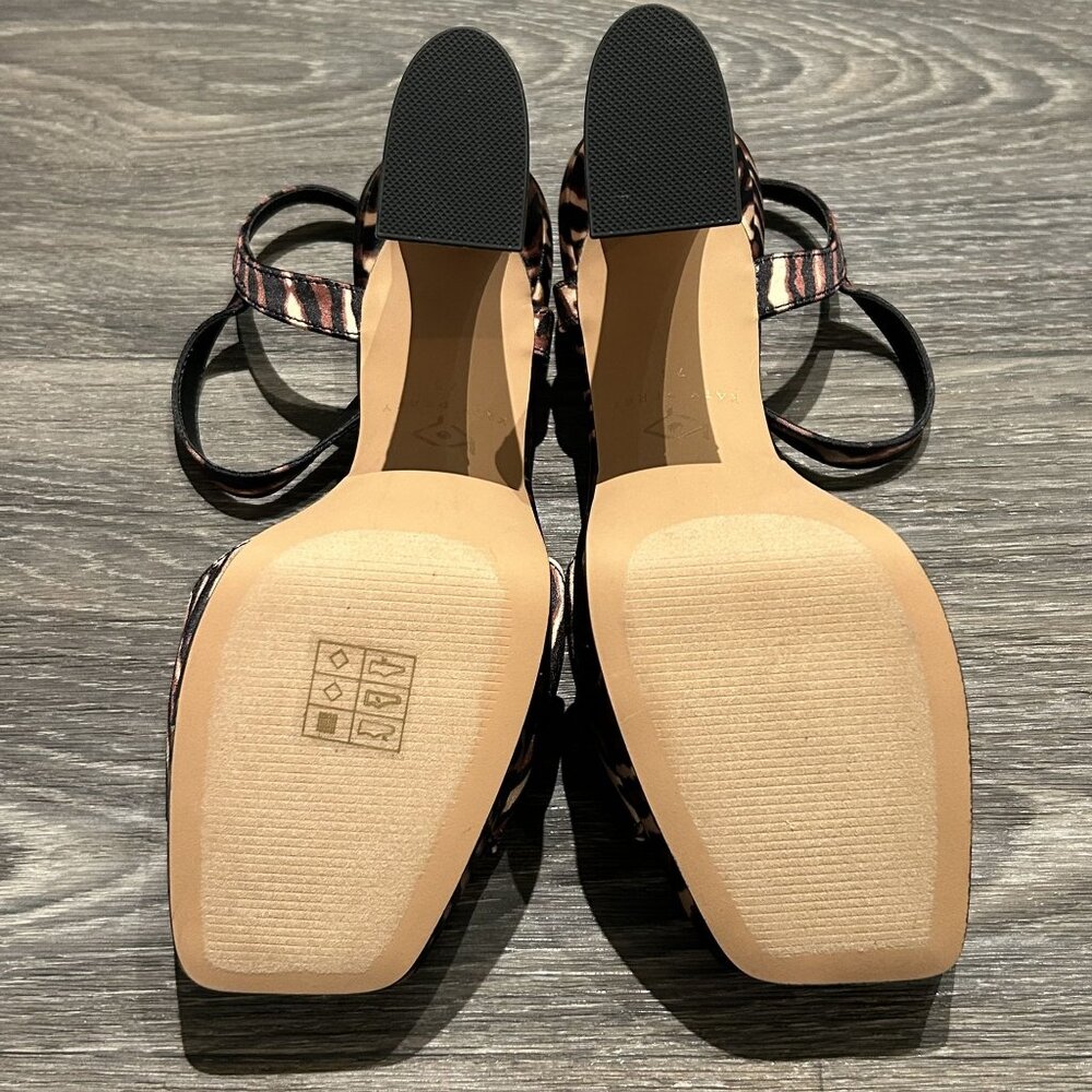 Katy Perry Size 7.5 Square Platform Sandal Tiger Animal Print Chunky Heels Y2K - Picture 10 of 13